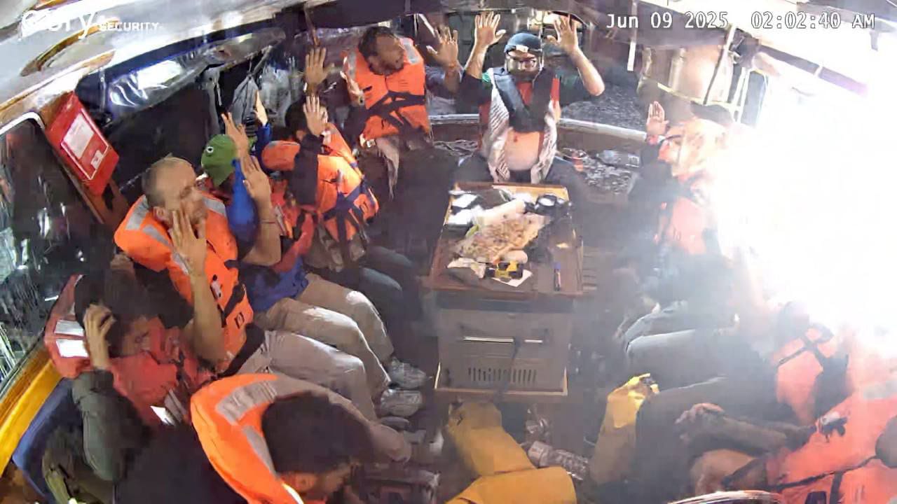 Flotilha da Liberdade foi atacada com drones e seus 12 ativistas foram presos por Israel